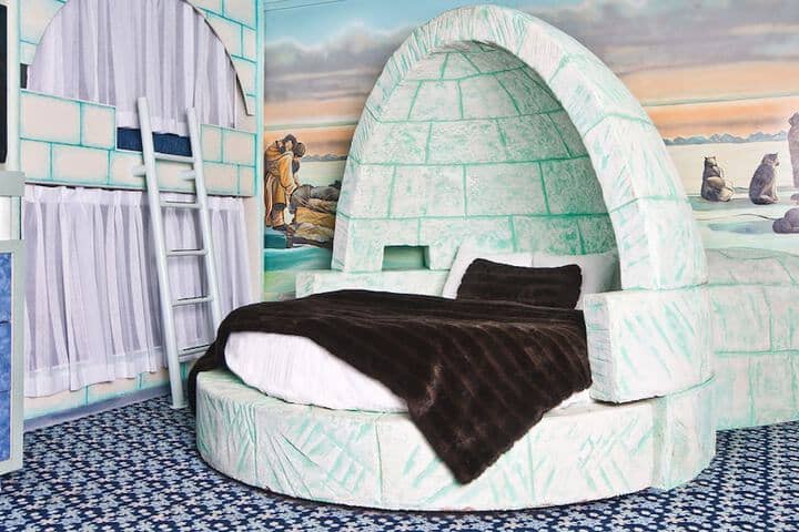 Room 4 of 57